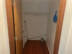 7 Wells Ave in Oneonta, NY - Building Photo - Building Photo