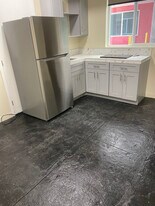 15502 Chase St in Los Angeles, CA - Building Photo