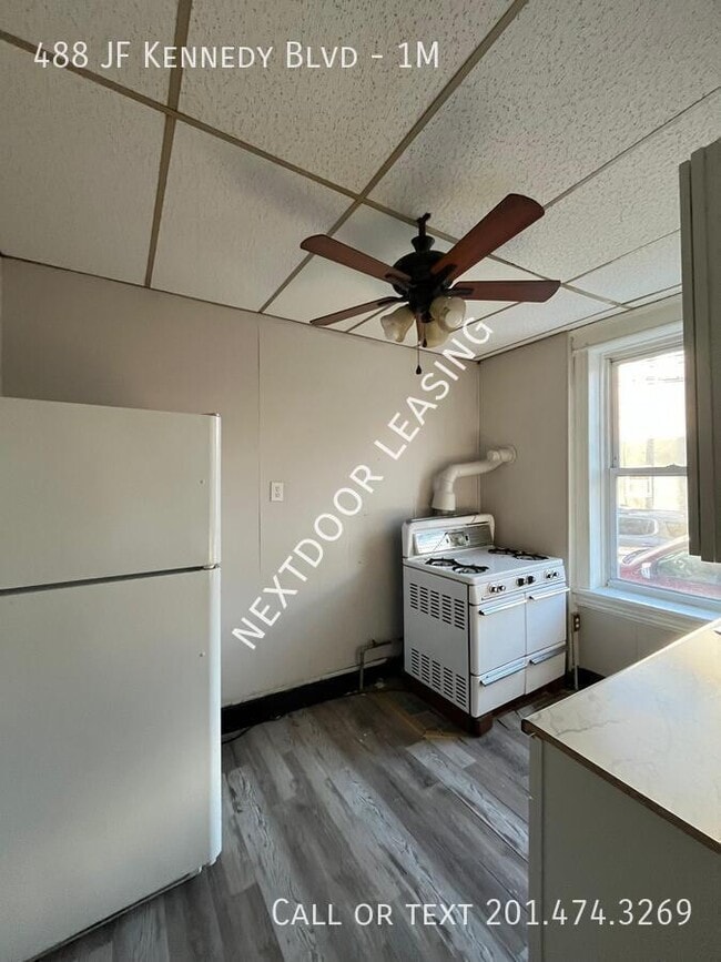 488 John F. Kennedy Blvd in Bayonne, NJ - Building Photo - Building Photo