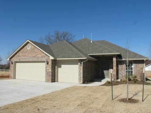 2809 NE 129th St in Edmond, OK - Building Photo