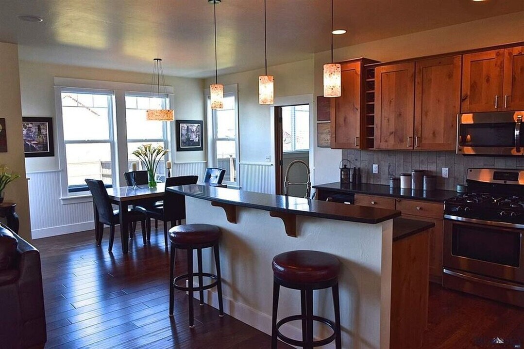 4873 Triumph St in Bozeman, MT - Building Photo