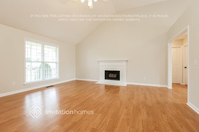 6137 Steve Scarlett Pl in La Vergne, TN - Building Photo - Building Photo