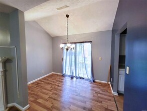 3248 Meadow Walk Ln in Montgomery, AL - Foto de edificio - Building Photo