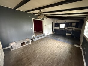 913 Maple St in Danville, IL - Building Photo - Building Photo