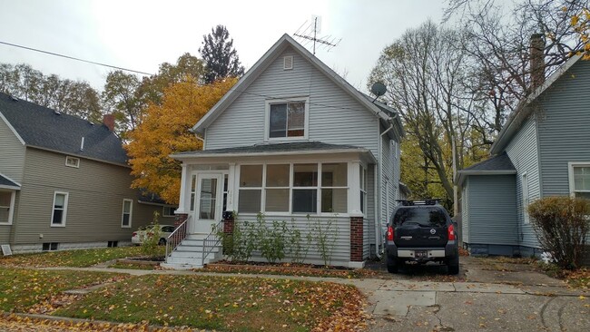 property at 1016 Morrison Ave