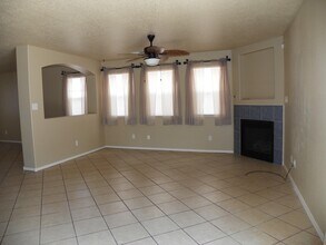 1828 Chicoma Rd in Rio Rancho, NM - Building Photo - Building Photo