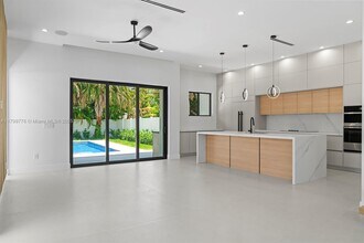 1320 NE 16th Ave in Fort Lauderdale, FL - Building Photo - Building Photo