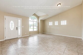 2102 Ridgemore Dr in Valrico, FL - Building Photo - Building Photo