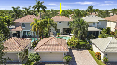 8210 Calterra Dr in Palm Beach Gardens, FL - Building Photo - Building Photo