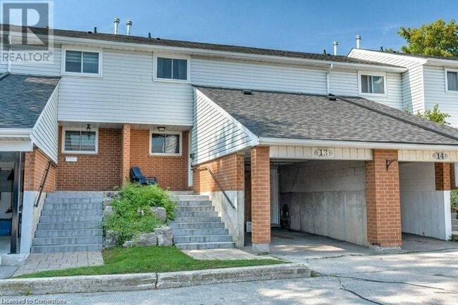 property at 910 Limeridge Rd E