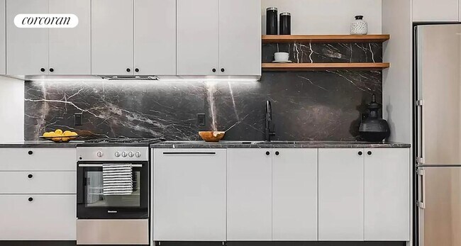 260 Gold St in Brooklyn, NY - Building Photo - Building Photo