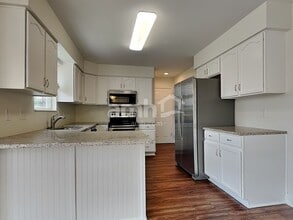 2819 Coachlight Ln in Burlington, KY - Foto de edificio - Building Photo