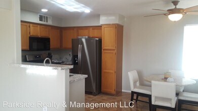 3425 E Russell Rd-Unit -unit 205 in Las Vegas, NV - Building Photo - Building Photo