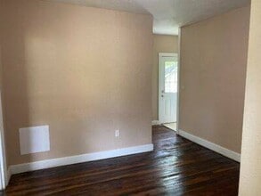 1127 16th St SE in Massillon, OH - Building Photo - Building Photo