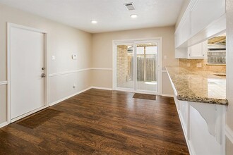 4013 Kenwood Dr in Bryan, TX - Building Photo - Building Photo