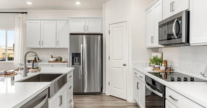 7024 Vail Rnch Rd in Roseville, CA - Building Photo - Building Photo