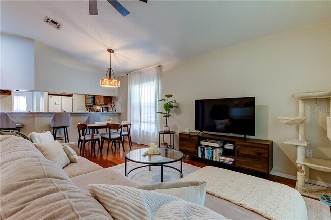 7214 S De Soto St in Tampa, FL - Building Photo - Building Photo