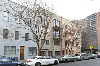 126 Boerum St in Brooklyn, NY - Building Photo - Building Photo