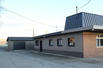 11305 E Sprague Ave in Spokane Valley, WA - Building Photo - Building Photo