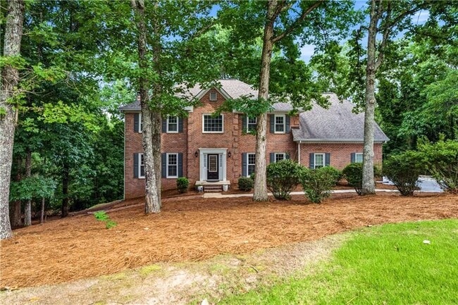 property at 5525 Hampstead Way