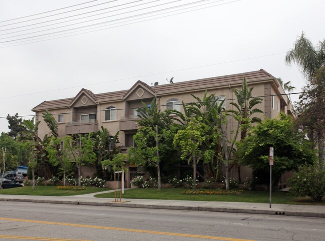 Vose apartments in Van Nuys, CA - Foto de edificio - Building Photo