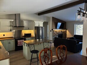 34 Bancroft Ridge Dr in Bancroft, ON - Building Photo - Building Photo