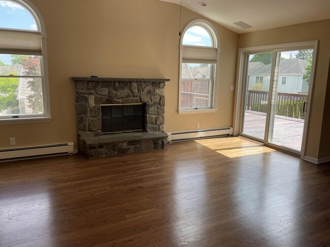 61 Frances Ave in Harrison, NY - Building Photo - Building Photo