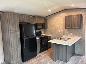 2430 Hammock Rd in Sebring, FL - Building Photo - Building Photo