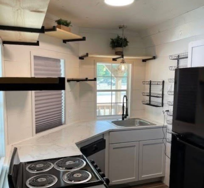 property at 87 Hill Creek Dr