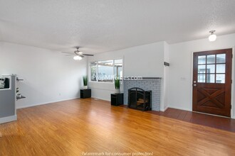 6081 SW Valley Ave in Beaverton, OR - Foto de edificio - Building Photo