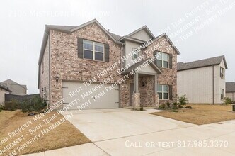 7106 Mistflower Mdw in Venus, TX - Building Photo - Building Photo