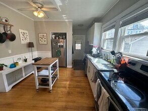 281 Alewife Brook Pky, Unit 2 in Somerville, MA - Building Photo - Building Photo