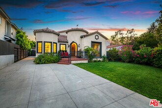 4359 Clybourn Ave in Los Angeles, CA - Building Photo - Building Photo