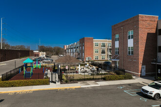 The Ashton Apartment Homes in Norfolk, VA - Building Photo - Building Photo