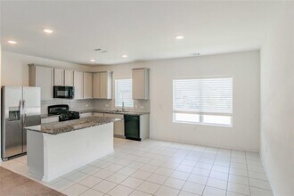 101 Englenook Dr in Hutto, TX - Building Photo - Building Photo