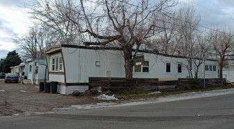 Sage Mobile Home Park Apartamentos