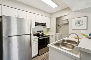 Ascent Citrus Park in Tampa, FL - Building Photo