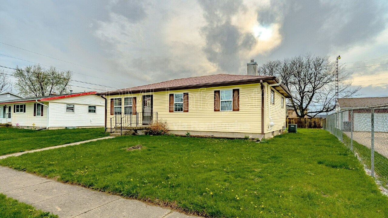 2454 Poplar Ln in Lafayette, IN - Building Photo