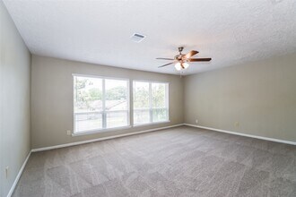 2422 Hilton Head Dr in Missouri City, TX - Building Photo - Building Photo