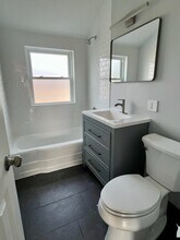 7224 W Summerdale Ave in Chicago, IL - Building Photo - Building Photo
