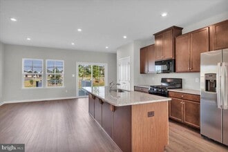 40 Hamilton Ct in Pennsauken, NJ - Building Photo - Building Photo