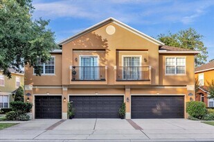2811 Pine Oak Trail in Sanford, FL - Building Photo