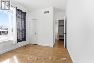 62 Craig St in Belleville, ON - Building Photo - Building Photo