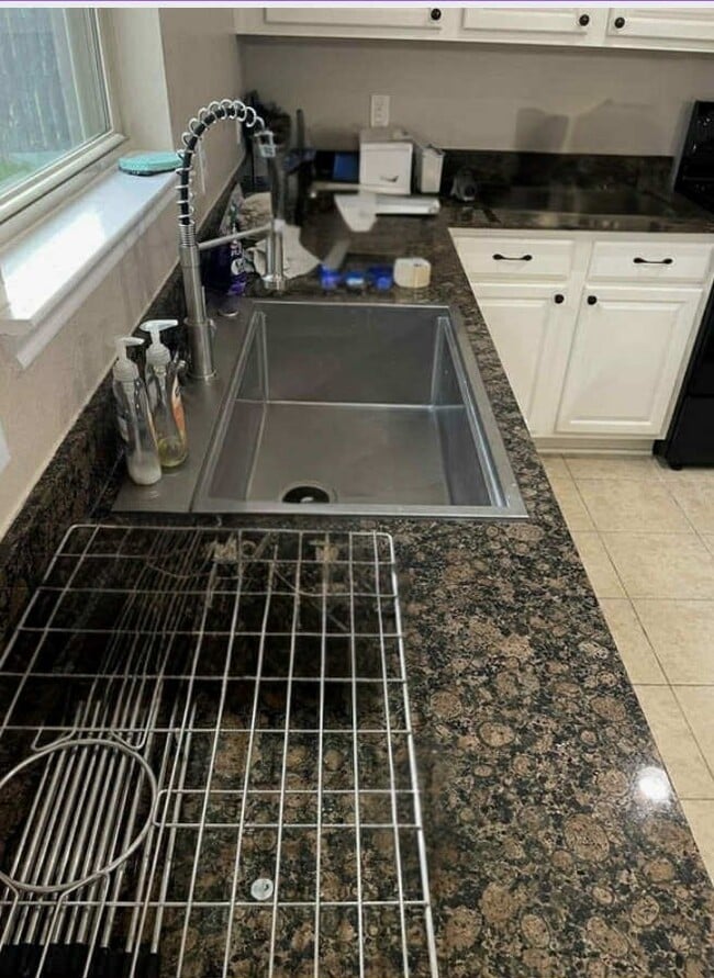 property at 2802 Mezzomonte Ln