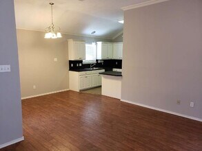 9705 Avenue W in Lubbock, TX - Building Photo - Building Photo
