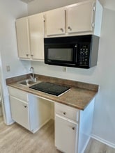 15125 Victory Blvd in Los Angeles, CA - Building Photo - Building Photo