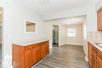 6824 Gaillardia Rd S in Jacksonville, FL - Foto de edificio - Building Photo