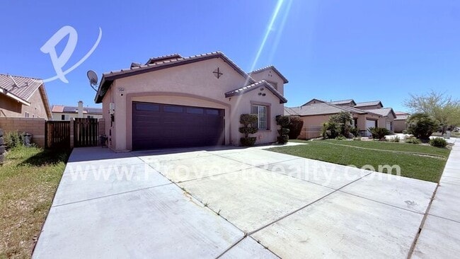 13041 Walnut Way in Victorville, CA - Building Photo - Building Photo