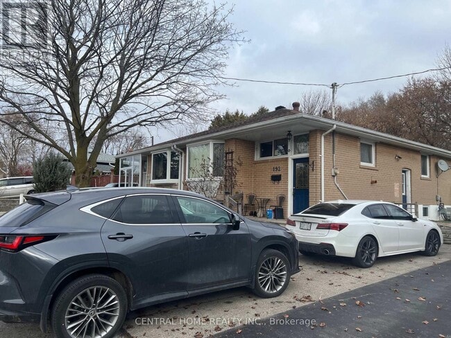 192 Silverbirch Dr in Newmarket, ON - Building Photo - Building Photo