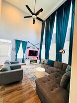 2801 Goodwin Ave in Austin, TX - Building Photo